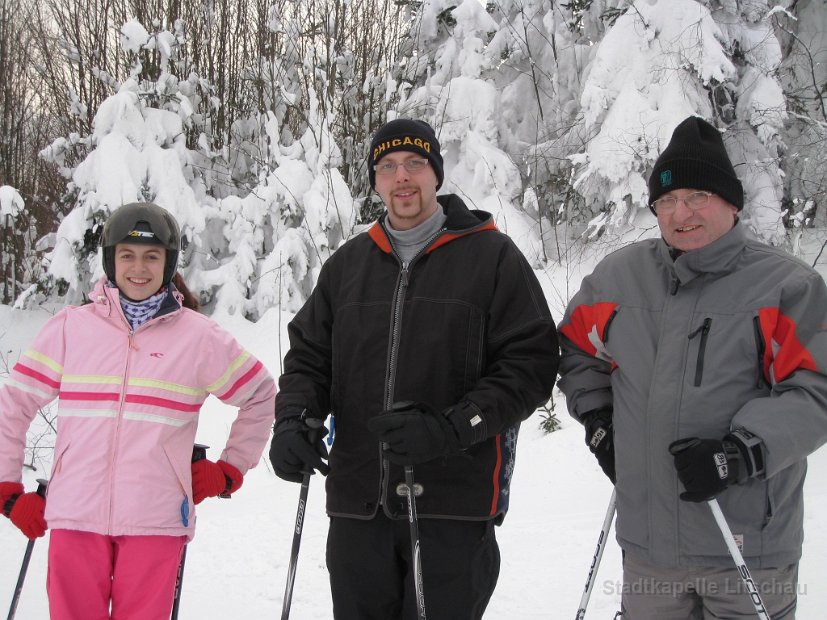 2010_01_30 Skifahren mit der Stadtkapelle (3)